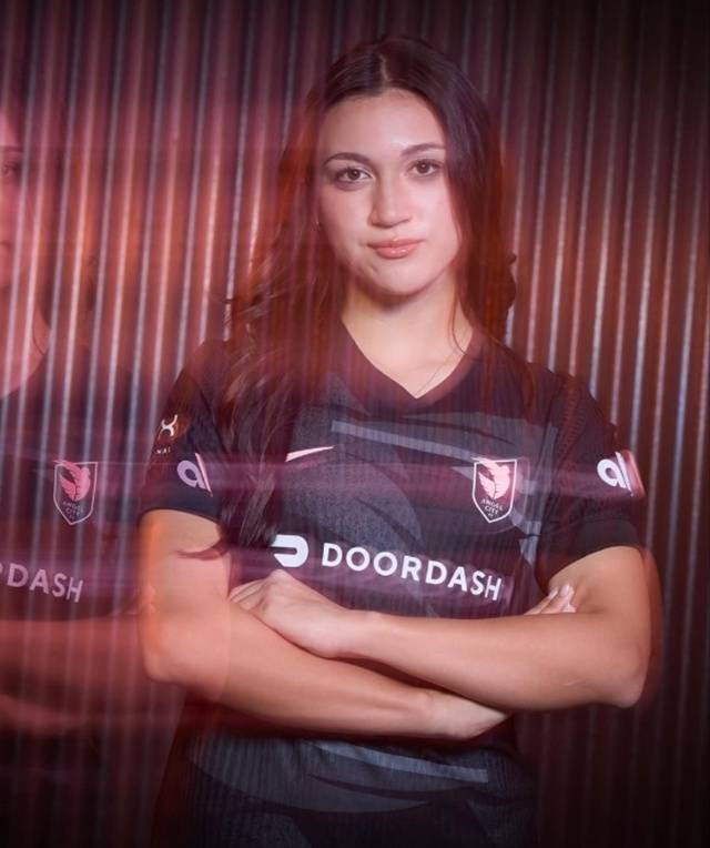 케이시 페어. /사진=엔젤 시티 SNS