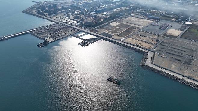 울산신항(남항) 일대 울산항만공사 제공
