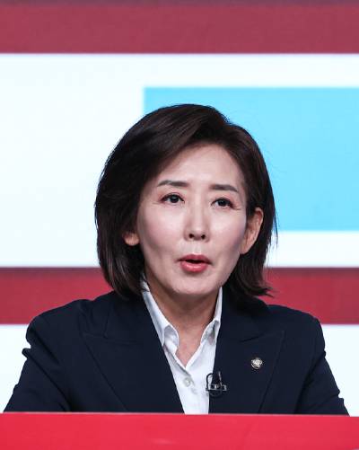 20일 서울 강서구 ASSA아트홀에서 열린 국민의힘 제21대 대통령 후보자 1차 경선 조별 토론회에서 B조 나경원 후보가 발언하고 있다. [사진=국회사진취재단]