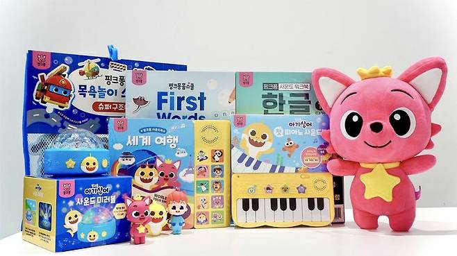 [서울=뉴시스]세이브더칠드런 기부 물품.(사진=더핑크퐁컴퍼니 제공) 2025.04.21. photo@newsis.com *재판매 및 DB 금지