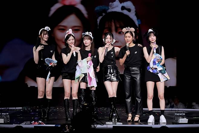 오마이걸의 국내 오프라인 단독 콘서트는 6년 6개월 만이다. RBW, WM엔터테인먼트 제공