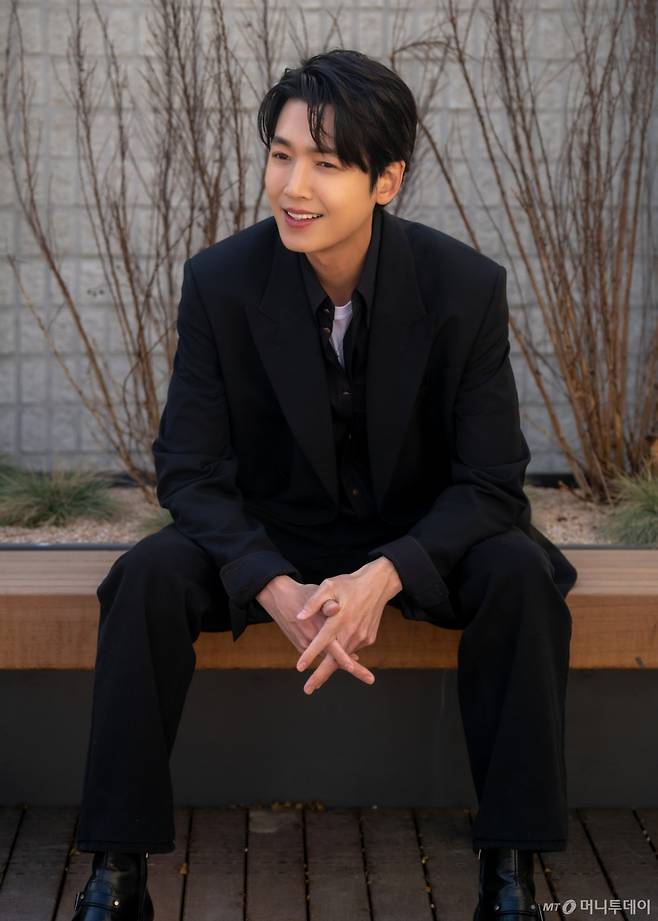 배우 정경호가 연인인 그룹 소녀시대 멤버 겸 배우 최수영에 대한 애정을 드러낸 인터뷰가 최근 재조명됐다. /사진=머니투데이 DB