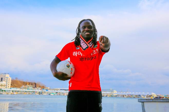 호마리우. 강원FC 제공