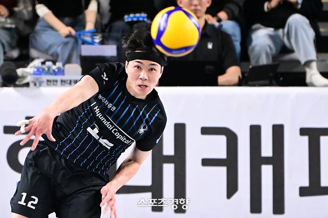 현대캐피탈에서 OK저축은행으로 이적한 전광인. KOVO 제공