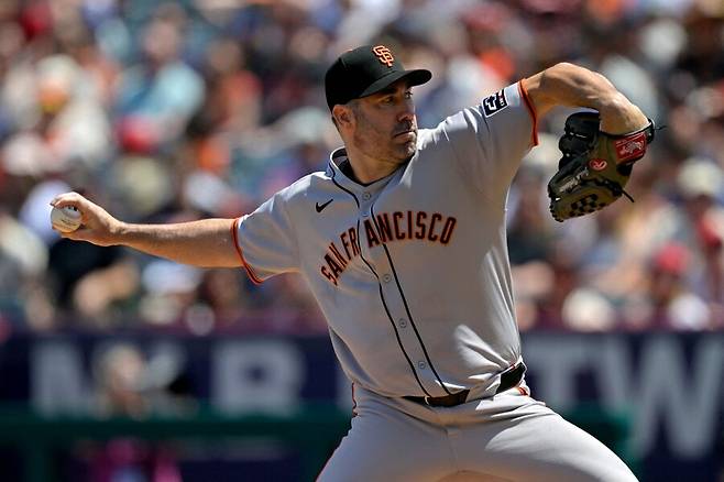 ▲ 21일(한국시간) 미국 캘리포니아주 애너하임 스타디움 오브 애너하임에서 열린 2025 메이저리그 LA에인절스와 경기에 선발 등판한 저스틴 벌랜더. ⓒ연합뉴스/AFP