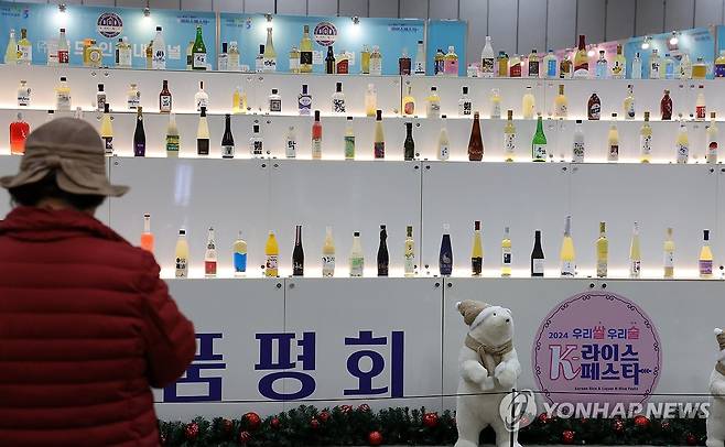 우리쌀로 만든 우리술 [연합뉴스 자료 사진]