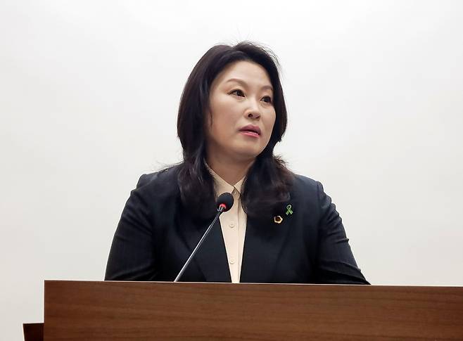 기자회견 하는 박진희 충북도의원 [촬영 전창해 기자]