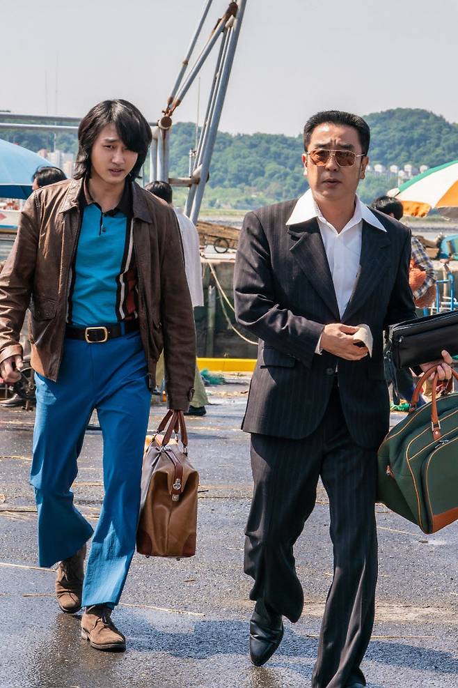 ‘파인 촌뜨기들’ 스틸컷(사진=월트디즈니 컴퍼니 코리아)