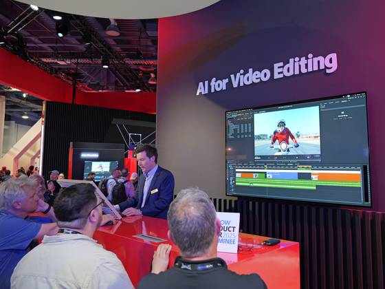 어도비는 '영상 편집을 위한 AI'를 캐치프레이즈로 내걸고 다양한 기능을 시연했다.