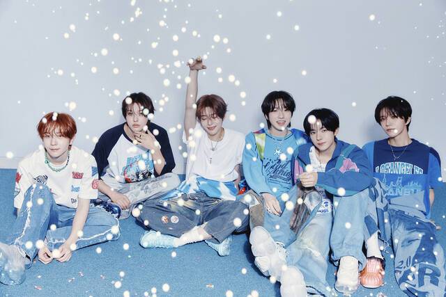 NCT WISH가 지난 14일 발매한 두 번째 미니 앨범 'poppop'이 초동(발매 후 일주일) 판매량 108만7838장(이하 한터차트)을 기록했다. 이로써 NCT WISH는 데뷔 후 처음으로 밀리언셀러 반열에 올랐다. /SM엔터