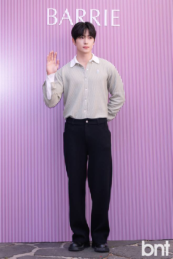 배리(BARRIE) 옥스포드 포토콜 / 더보이즈 현재