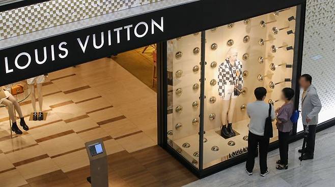 서울 시내 한 쇼핑몰 내 명품관 전경. ⓒ뉴시스