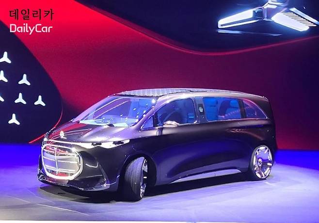 메르세데스-벤츠 비전 V (2025 상하이오토쇼)