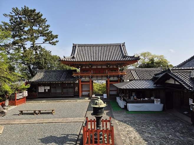 7fed8273b58669fe51ee83e64f8274730b360b1148a5a1c596b46514cceb8e20