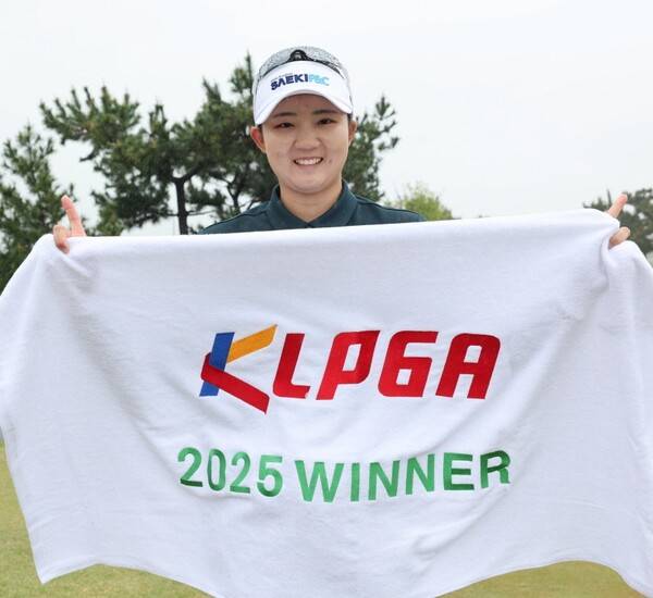 한국여자프로골프(KLPGA) 2부인 2025 군산CC 드림투어 3차전 우승을 차지한 황유나 프로. 사진제공=KLPGA