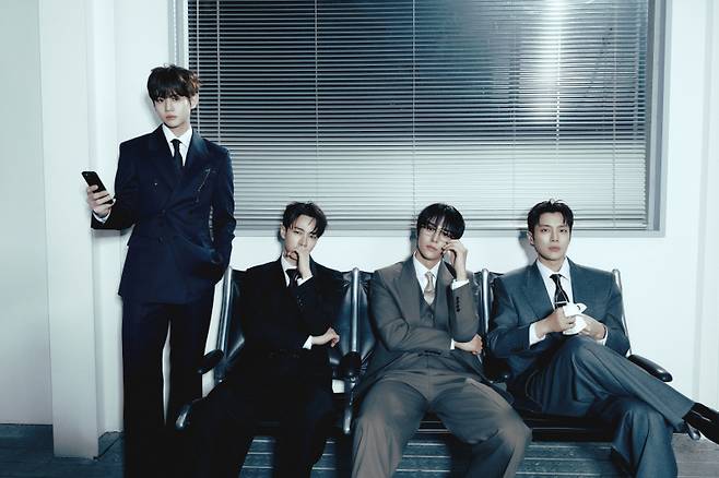 하이라이트. (사진=어라운드어스 제공)