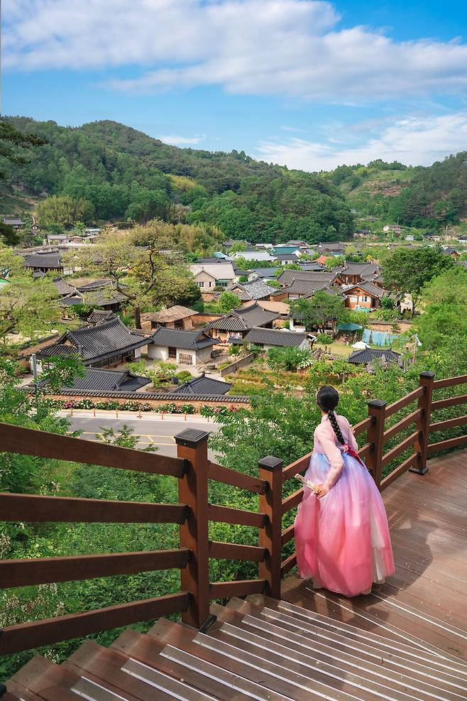 [산청=뉴시스]경남 산청군 남사예담촌 전경.(사진=경남도 제공) *재판매 및 DB 금지