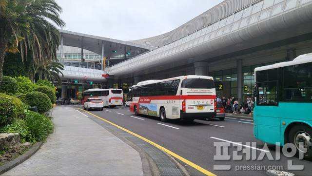 ▲제주 공항 버스(본문무관).ⓒ프레시안