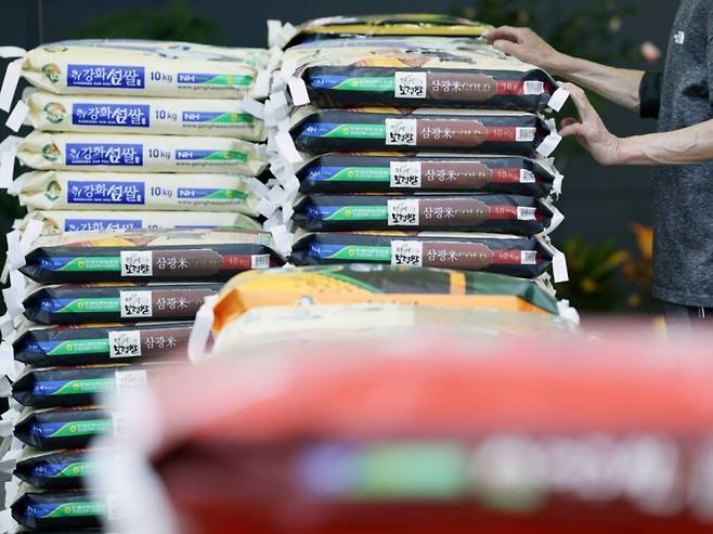 서울 시내 한 대형마트에 진열된 쌀. 뉴스1 자료사진