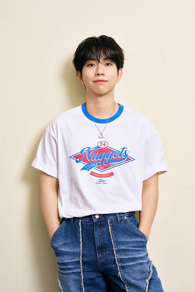 루시 최상엽. 미스틱스토리