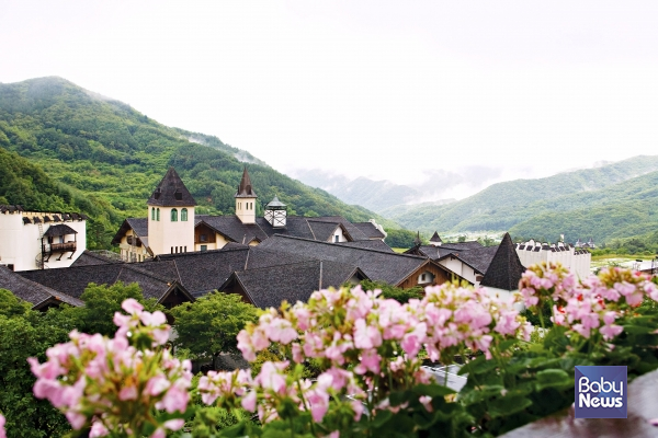 부영그룹 무주덕유산리조트 봄 풍경.&nbsp;ⓒ무주덕유산리조트