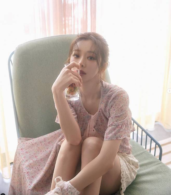 사진 | 이주빈 SNS