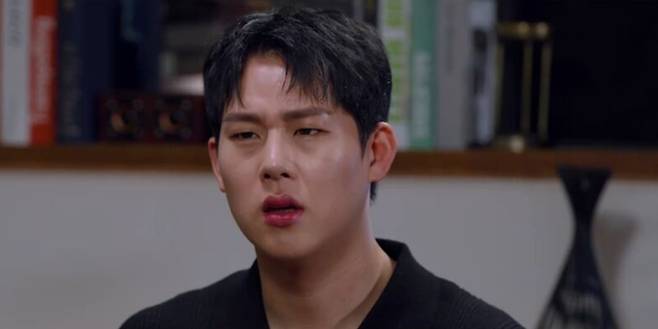‘꼬리에 꼬리를 무는 그날 이야기’(꼬꼬무)