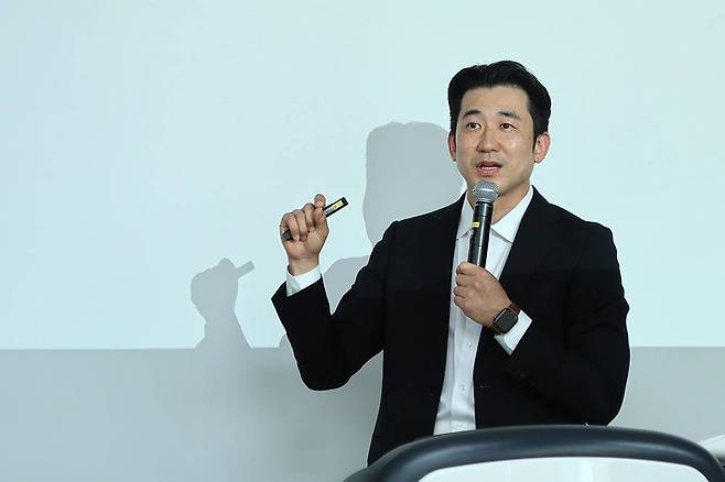 스테이블코인의 정의 및 장점에 대해 설명하는 이종섭 교수 / 출처=IT동아