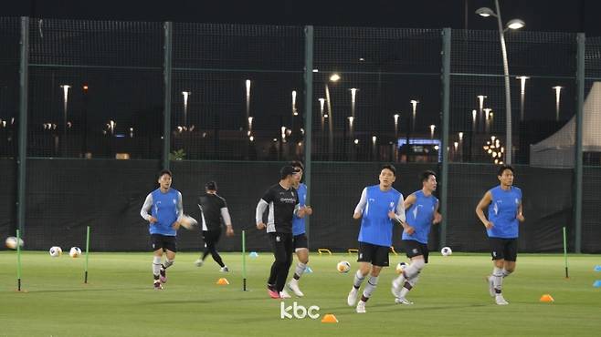 ▲ 훈련 중인 광주FC 선수들&nbsp;