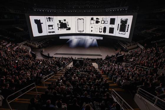 Samsung Electronics' Galaxy S25 Edge smartphone is introduced at Galaxy Unpacked in San Jose, California, on Jan. 22. [SAMSUNG ELECTRONICS]
