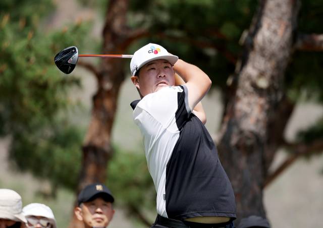 티샷을 하고 있는 임성재. 사진 제공=KPGA