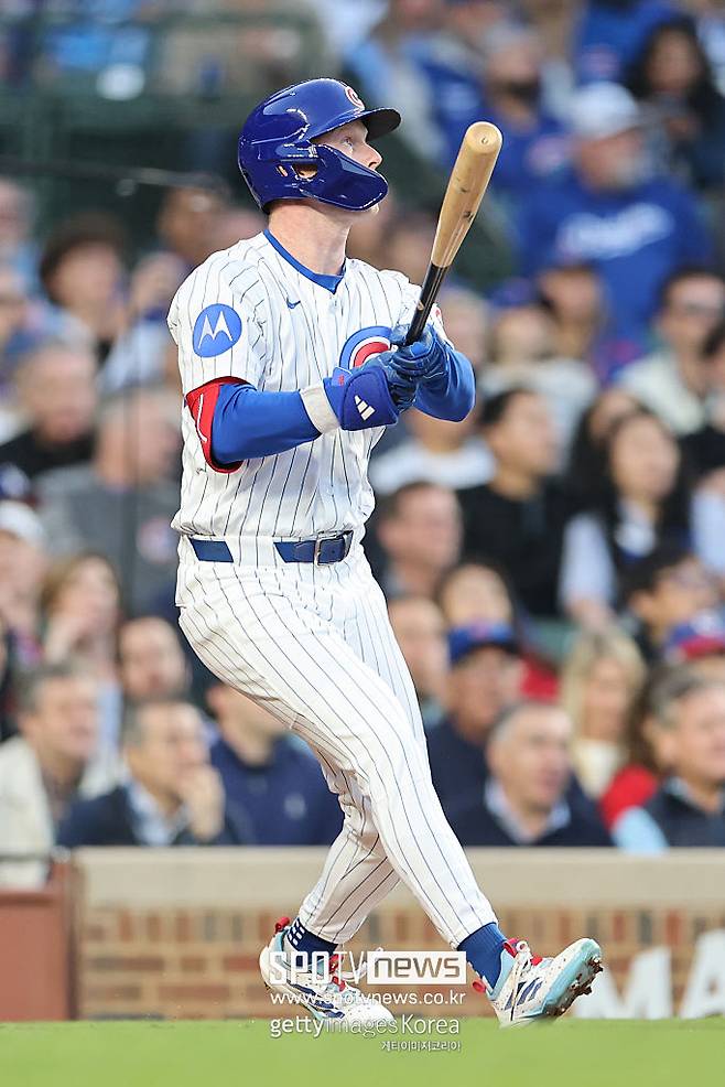 시카고 컵스 피트 크로우 암스트롱. 홈런 포함 4타수 3안타 4타점으로 다저스 마운드를 두드렸다.