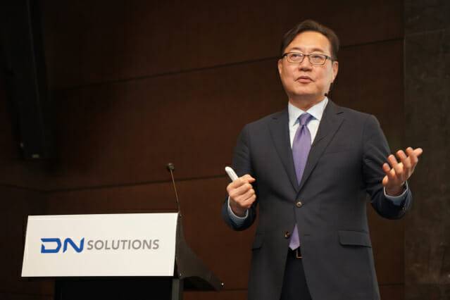 김원종 DN솔루션즈 대표가 25일 기업공개(IPO) 기자간담회에서 발표하고 있다. (사진=DN솔루션즈)