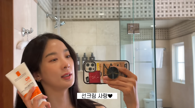 유튜브 〈MOCA 이청아〉