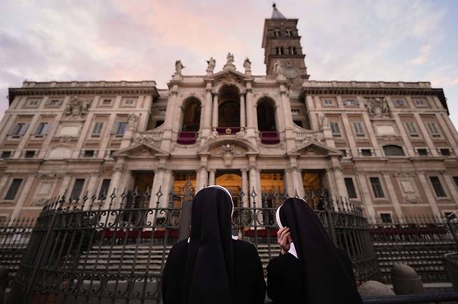 프란치스코 교황이 안치될 산타 마리아 마조레 대성전. [사진 = AP 연합뉴스]