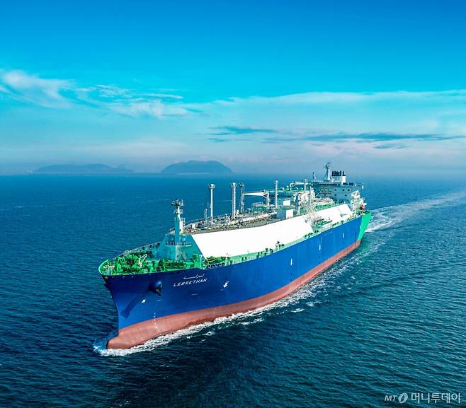 한화오션의  ‘레브레사(LEBRETHAH)’호 운항 모습. 사진=한화오션