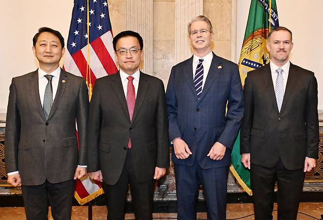 최상목 "한국 국민 우려 전달…신뢰할 수 있는 파트너 강조"