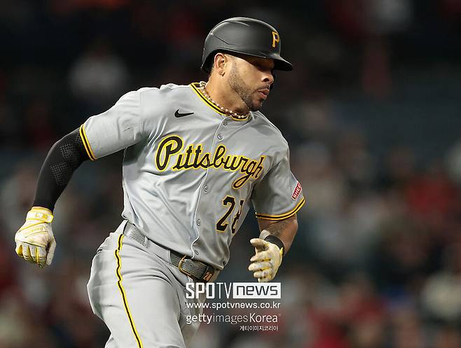 ▲ 24일 LA 에인절스와 경기에서 충격적인 제스처로 도마 위에 오른 토미 팸