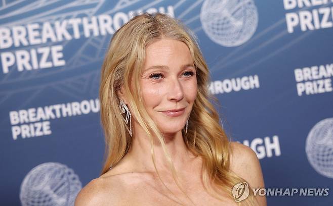 지난 5일 미국 샌타모니카에서 열린 행사에 참석한 배우 귀네스 팰트로 [AFP 연합뉴스 자료사진. 재판매 및 DB 금지]