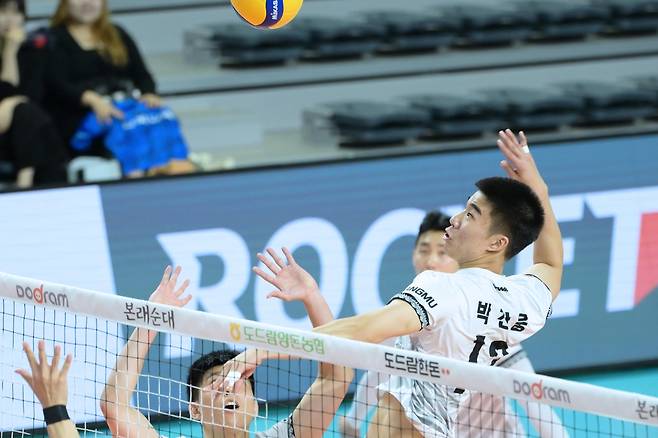 상무에서 뛰는 미들블로커 박찬웅 [한국배구연맹 제공. 재판매 및 DB 금지]