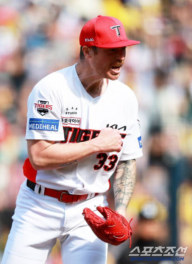 26일 광주 기아챔피언스필드에서 열린 KIA 타이거즈와 LG 트윈스의 경기. KIA 선발 올러가 7이닝 무실점 피칭을 펼친 뒤 환호하고 있다. 광주=박재만 기자 pjm@sportschosun.com/2025.04.26/