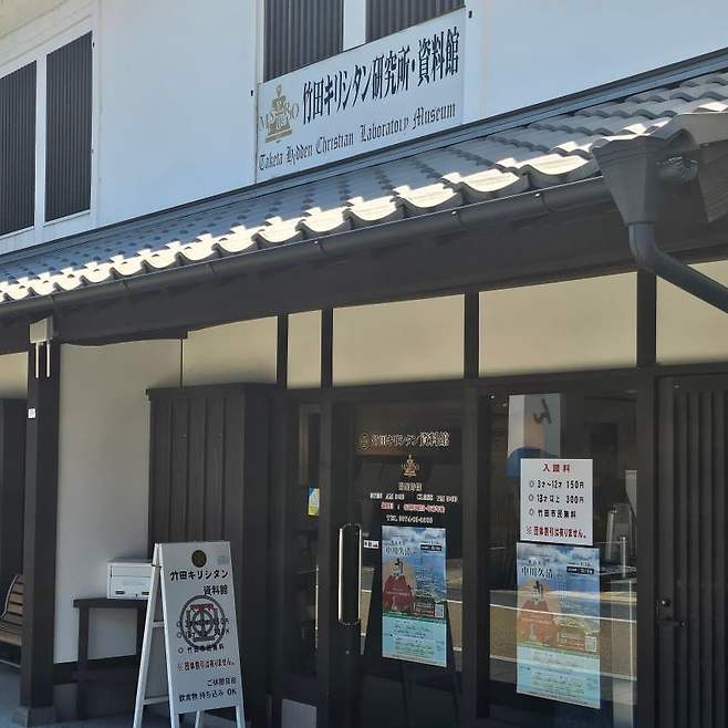 28b9d932da836ff23bea87e447887d6ad522627b19a083878202abe975e96a77de910b