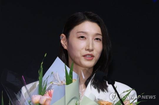 김연경