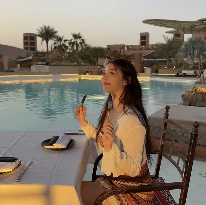 최시훈, 에일리는 지인 소개로 만나 1년 넘게 교제한 끝에 결혼식을 올렸다.사진=최시훈  SNS