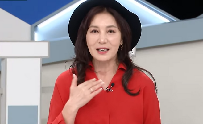 허윤정이 식도암 투병으로 고통스러웠던 시간을 고백했다. MBN ‘임성훈의 스타 유전자 X파일’ 방송 화면 캡처