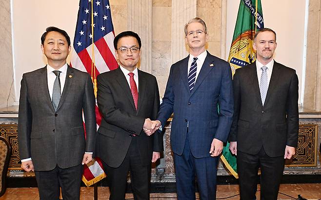 한ㆍ미 양국이 7월 8일까지 상호관세와 품목별 관세 관련 협의를 진행하기로 했다.[사진｜뉴시스]