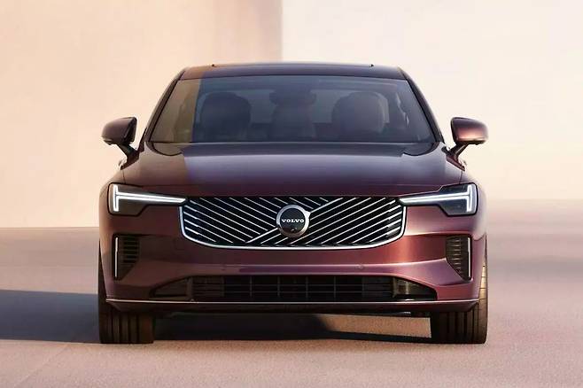 볼보 신형 S90