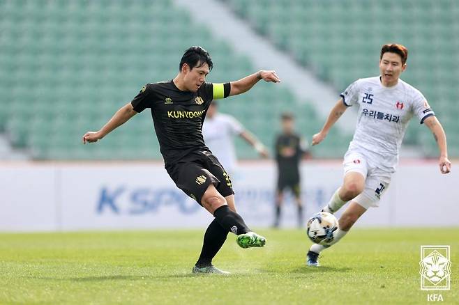 2024 K5리그 챔피언십 용산건융FC와 김해재믹스FC의 경기장면. [대한축구협회 제공. 재판매 및 DB 금지]