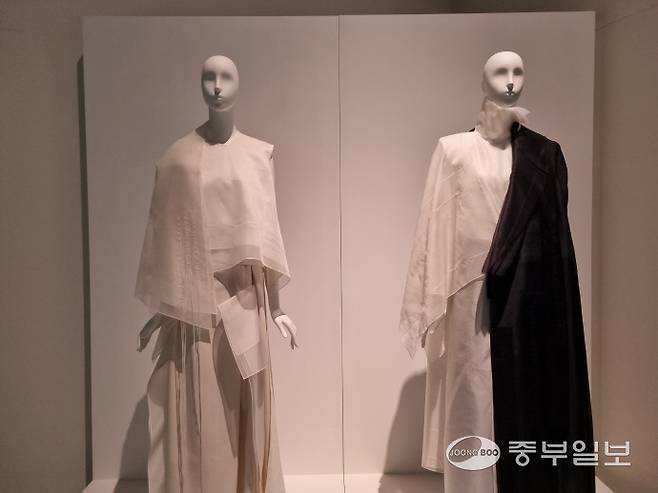 김혜림 작가의 작품 '효'. 이준도기자