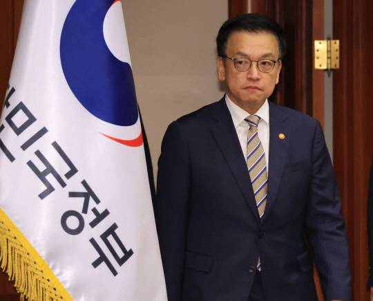 최상목 부총리 겸 기획재정부 장관. 사진=연합뉴스